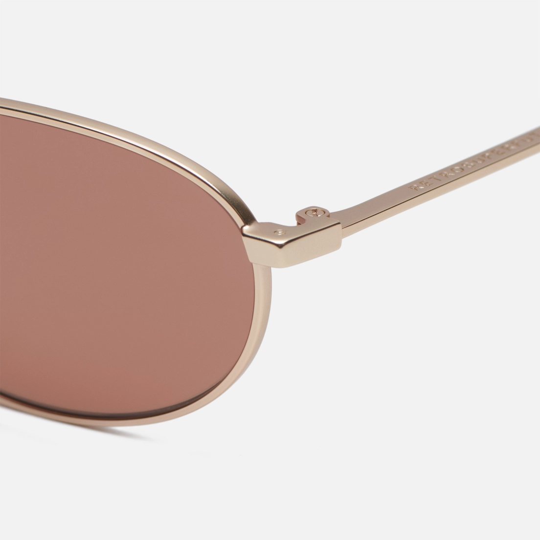 RETROSUPERFUTURE Солнцезащитные очки Uovo