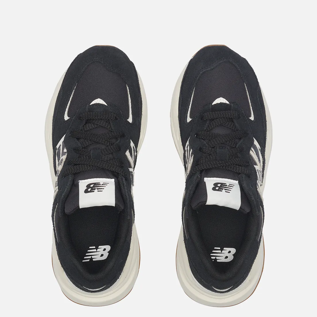 New Balance Женские кроссовки W5740APA