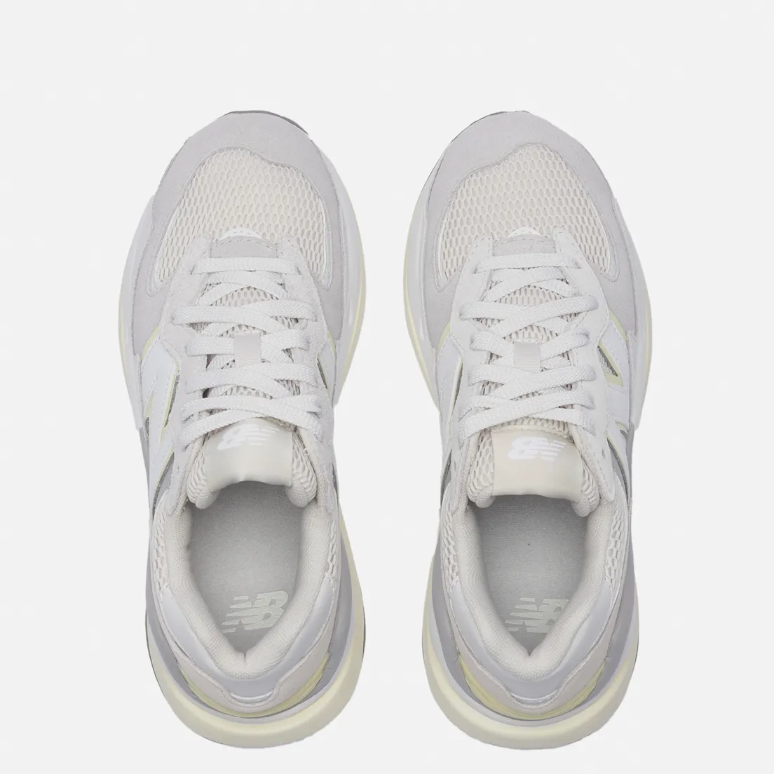 New Balance Женские кроссовки 57/40
