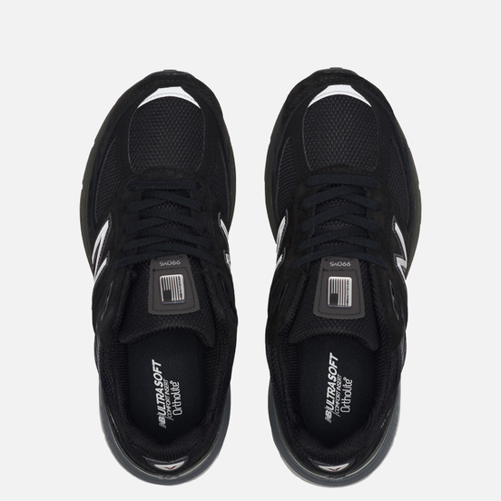 Женские кроссовки New Balance 990v5 Black/Silver