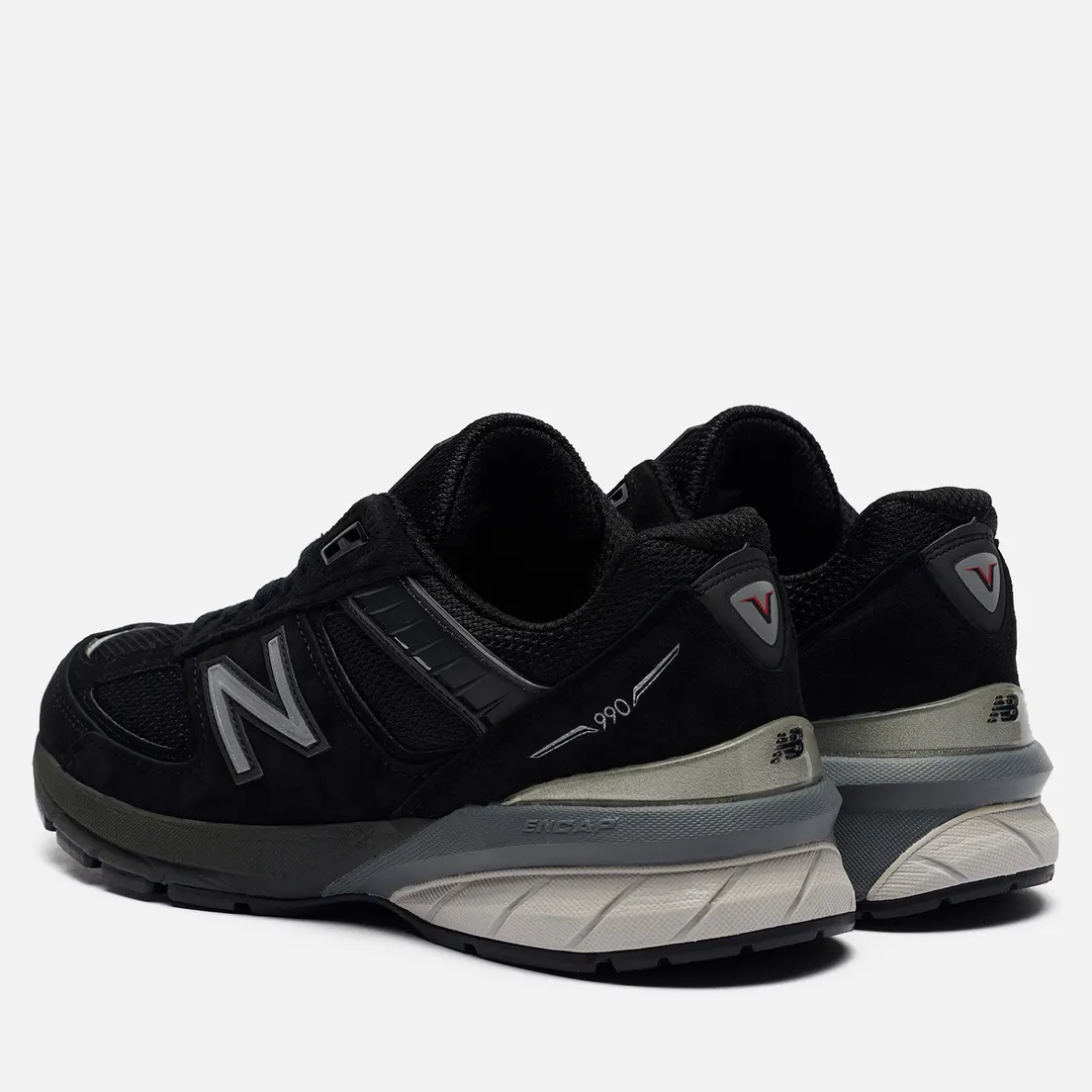 New Balance Женские кроссовки 990v5