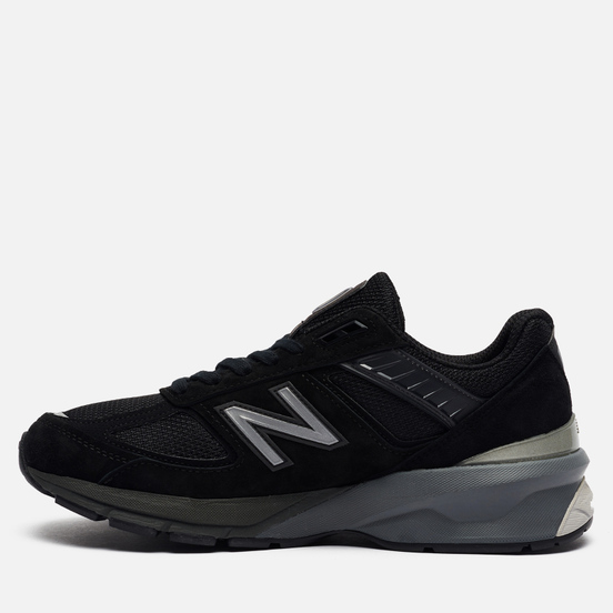 Женские кроссовки New Balance 990v5 Black/Silver