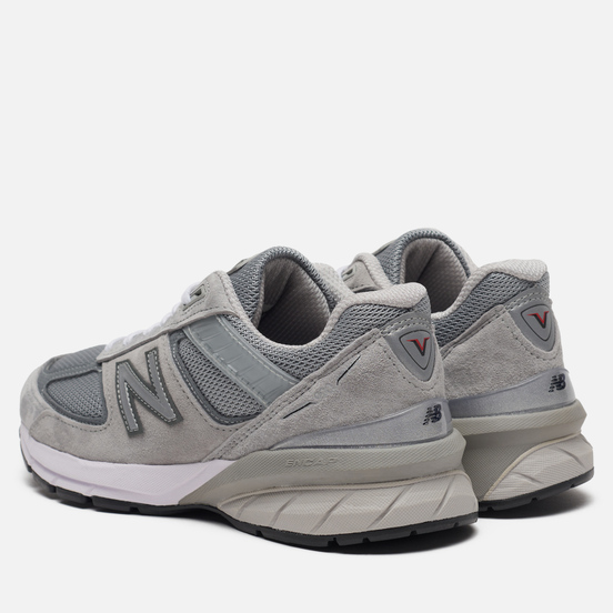 Женские кроссовки New Balance 990v5 Grey/White