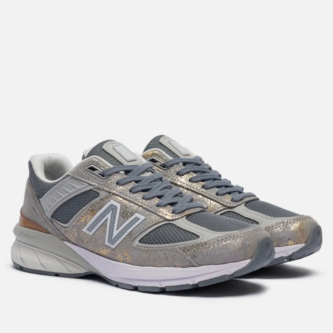 New Balance Женские кроссовки 990v5