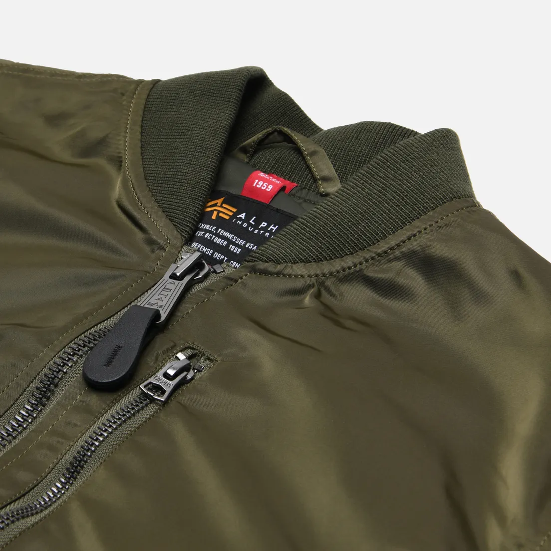 Alpha Industries Женская куртка бомбер L-2B Cropped Gen II Flight