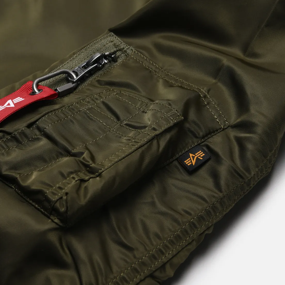 Alpha Industries Женская куртка бомбер L-2B Cropped Gen II Flight