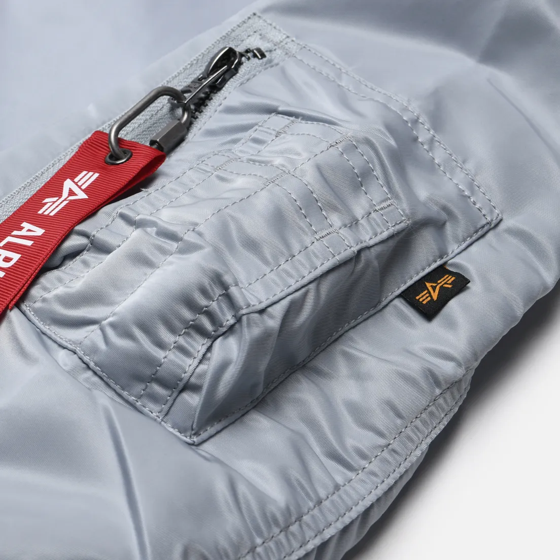 Alpha Industries Женская куртка бомбер L-2B Cropped Gen II Flight