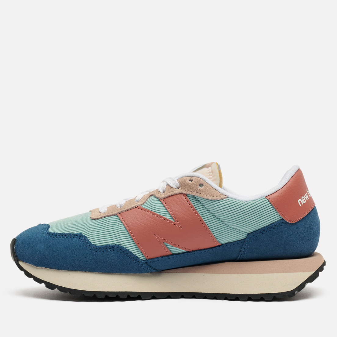 New Balance Женские кроссовки 237 Winter Athletics