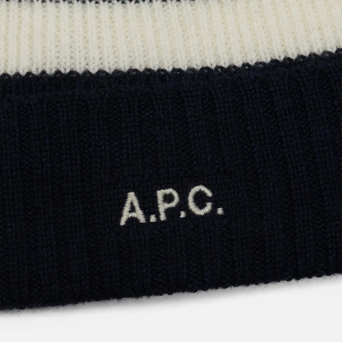 A.P.C. Шапка Martin