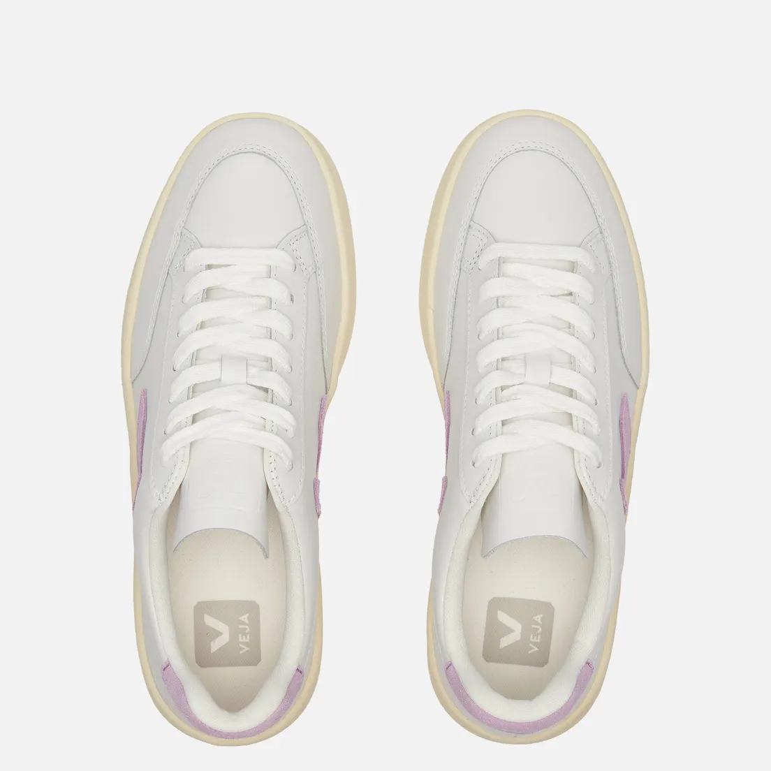 VEJA Женские кроссовки V-12 Leather