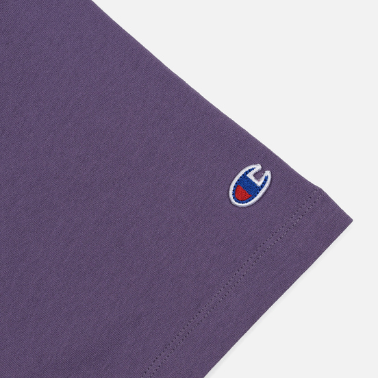 Женская футболка Champion Reverse Weave Small Script Crew Neck Mulled Grape