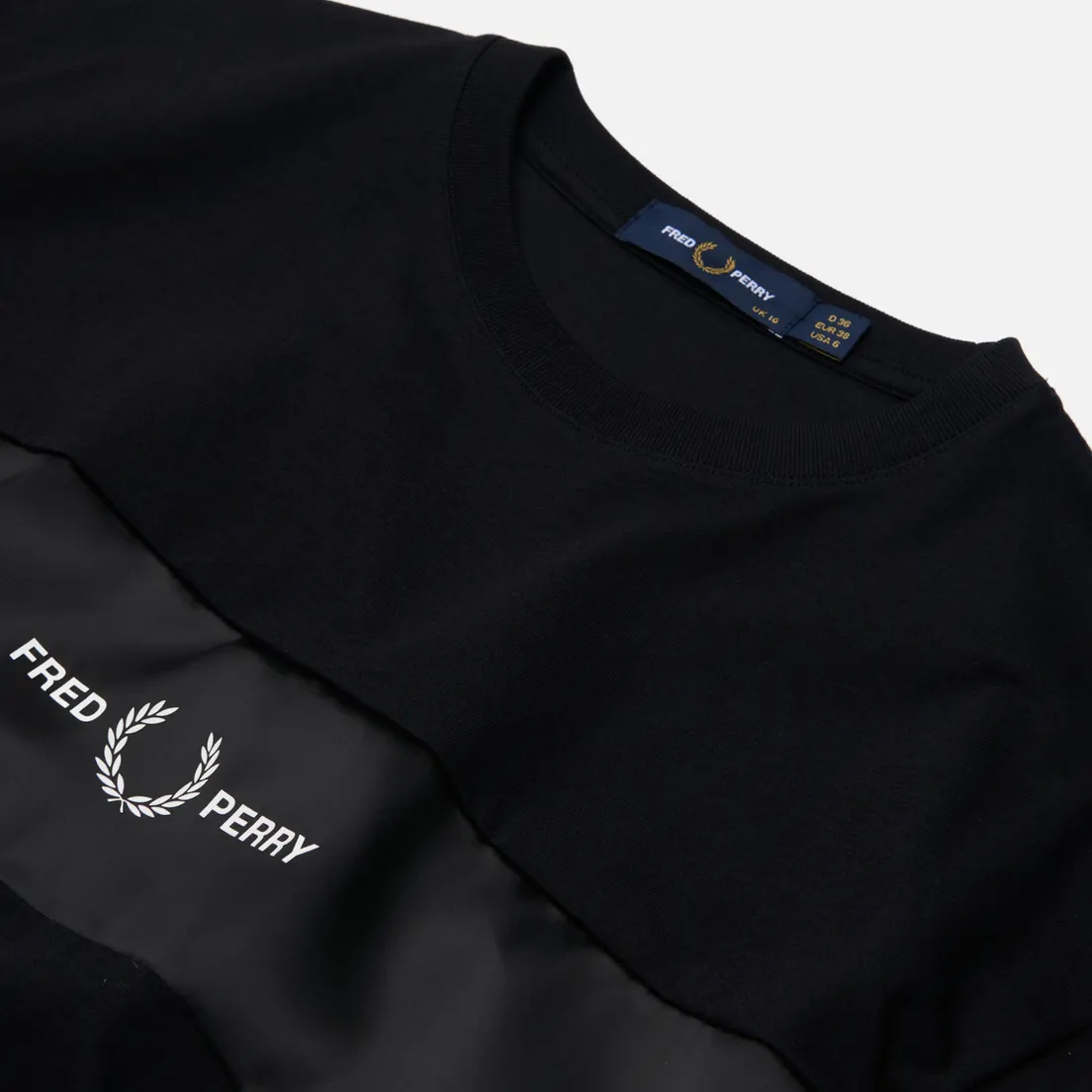 Fred Perry Женская футболка Satin Trim