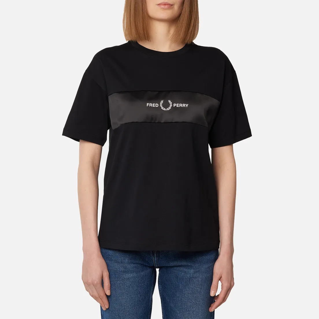 Fred Perry Женская футболка Satin Trim
