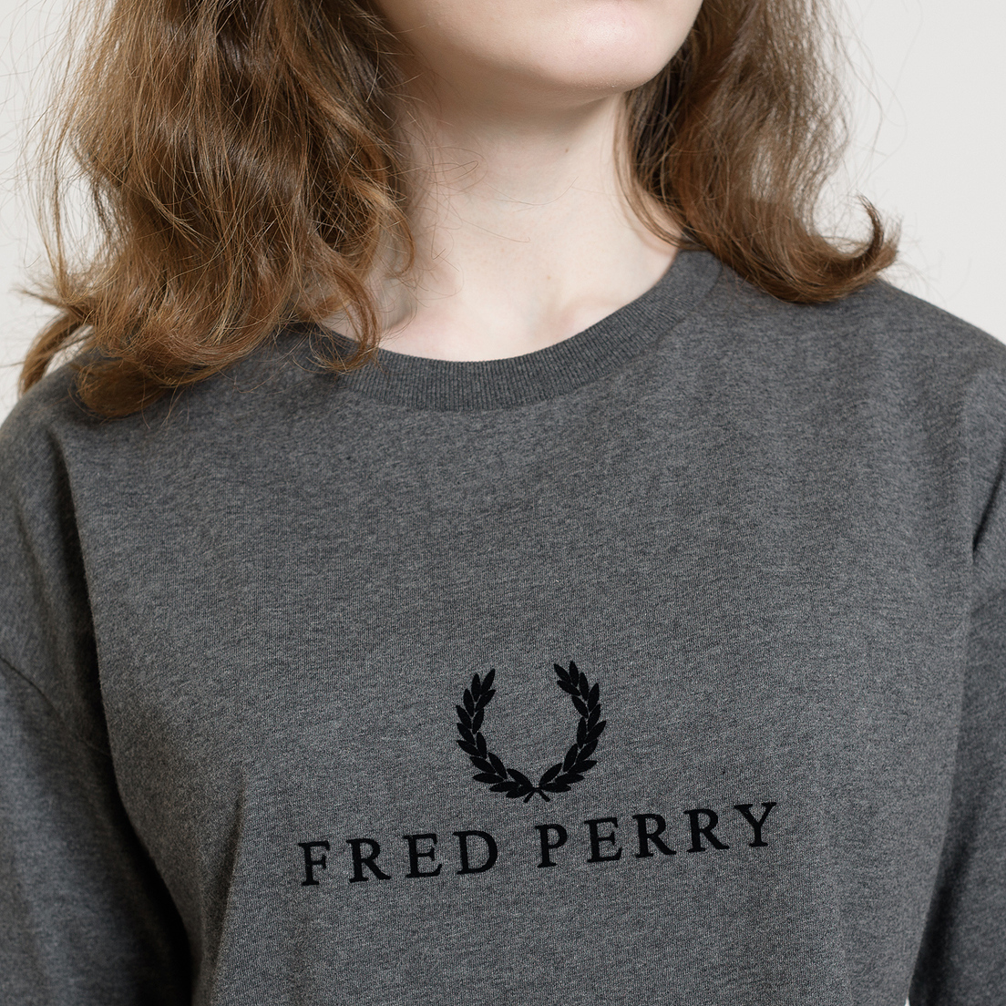 Fred Perry Женская футболка Textured Embroidered