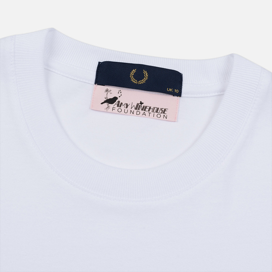 Женская футболка Fred Perry x Amy Winehouse Heart Detail White