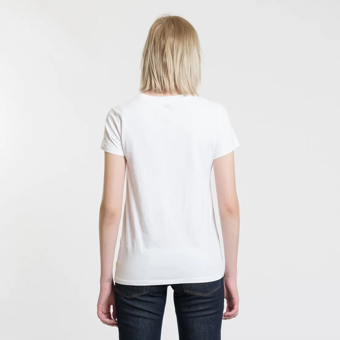 Levi's Женская футболка x Peanuts The Perfect Graphic Snoopy 2