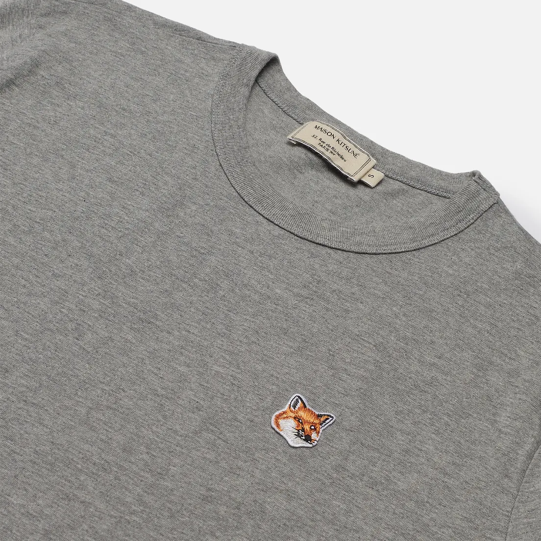 Maison Kitsune Женская футболка Fox Head Patch