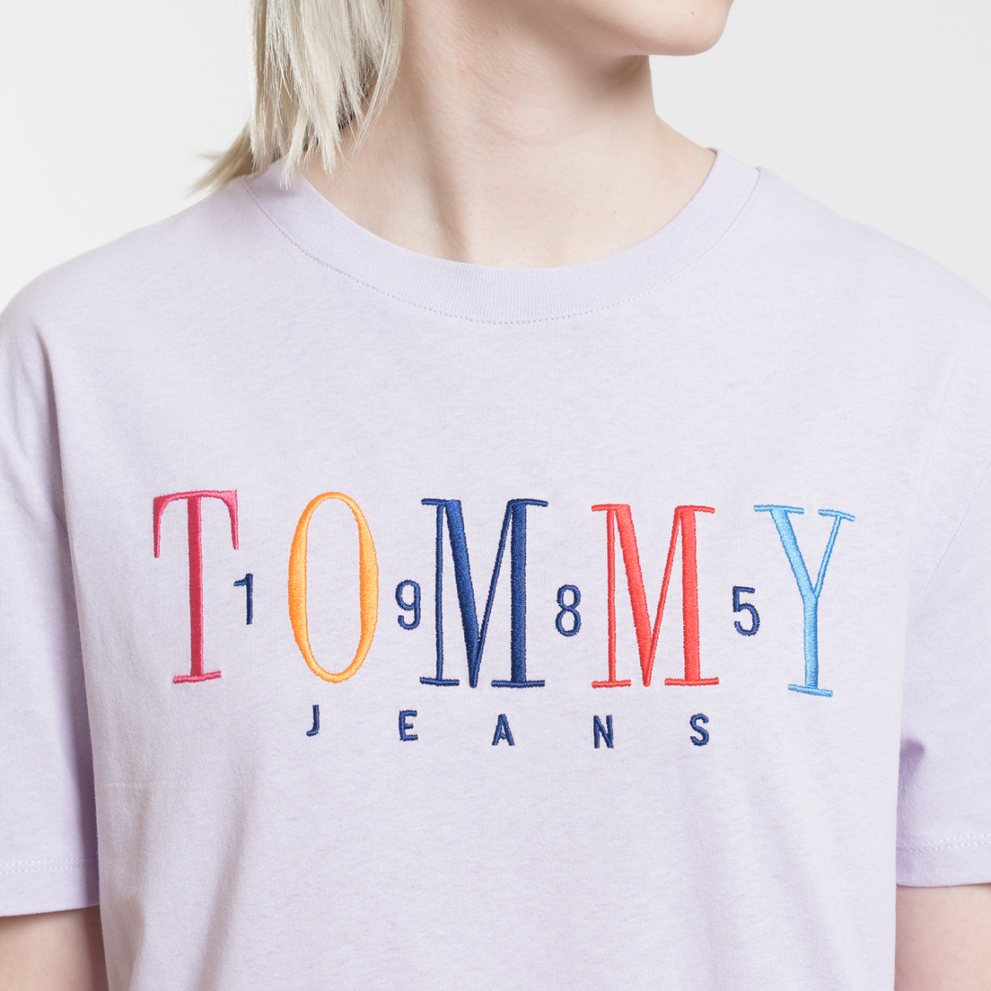 Tommy Jeans Женская футболка 1986 Embroidery