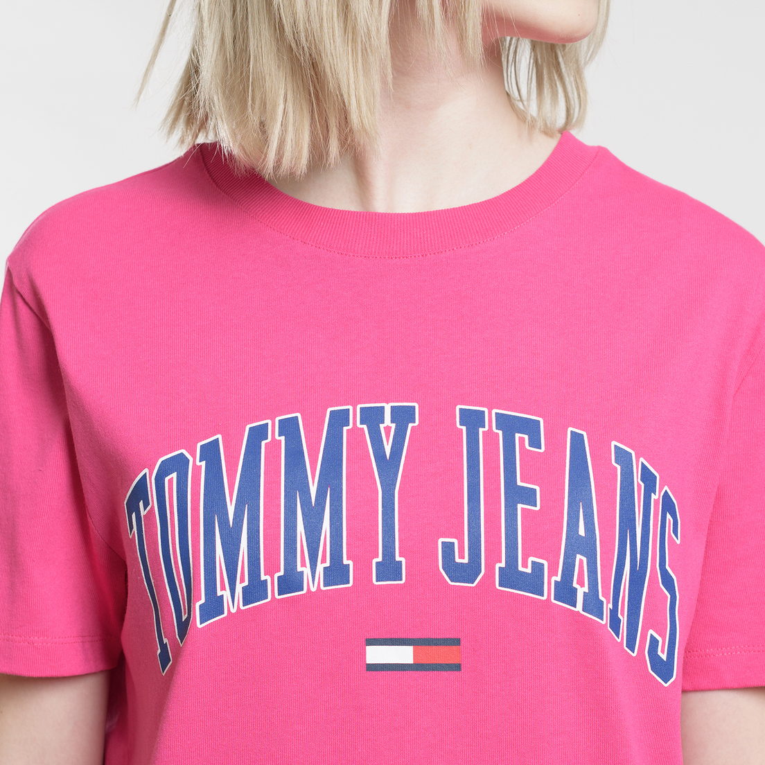 Tommy Jeans Женская футболка Collegiate Logo