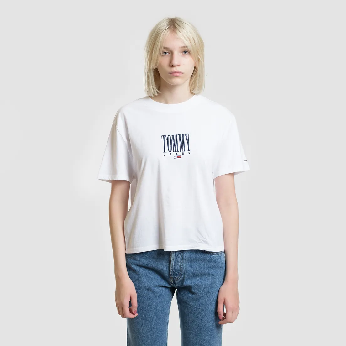Tommy Jeans Женская футболка Embroidery Graphic