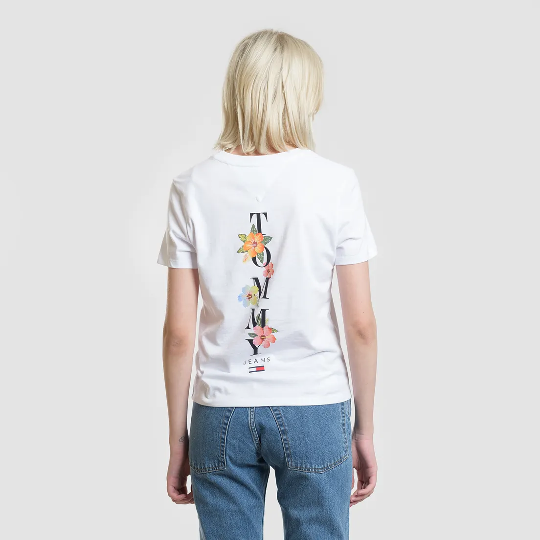 Tommy Jeans Женская футболка Summer Back Graphic