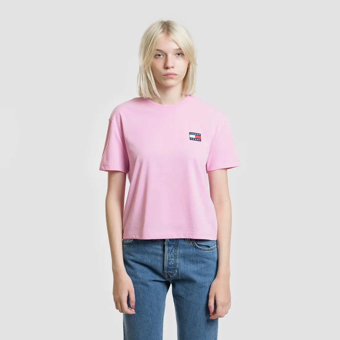 Tommy Jeans Женская футболка Tommy Badge
