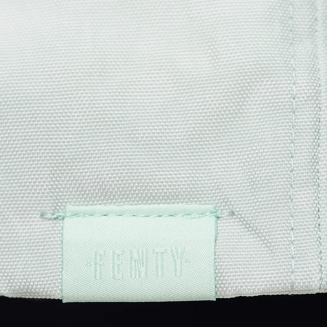 Puma Женская кепка x Rihanna Fenty F