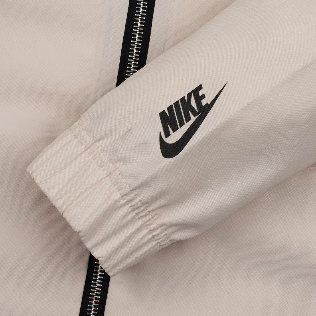 Nike Женская куртка парка Essentials Tech