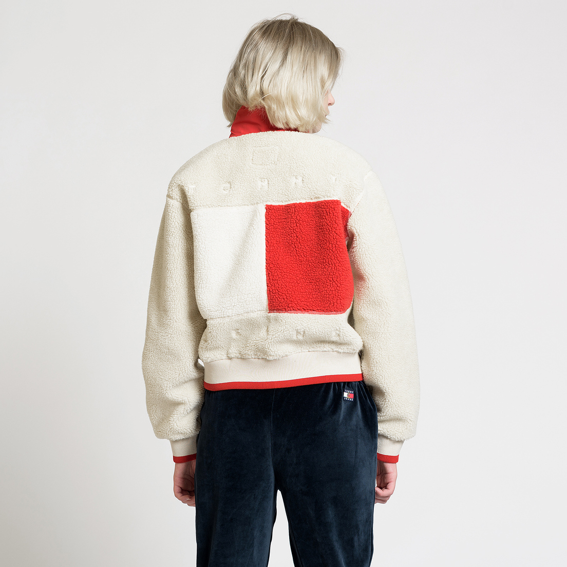 Tommy Jeans Женская куртка Flag Bomber Expedition 6.0