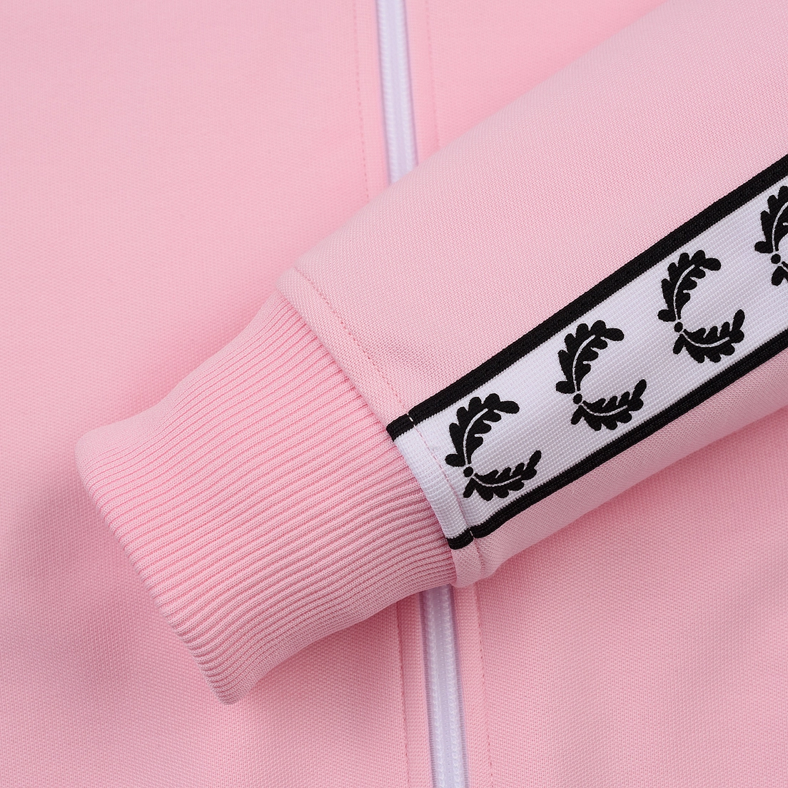 Женская олимпийка Fred Perry Sports Authentic Taped Track, J2120-G01