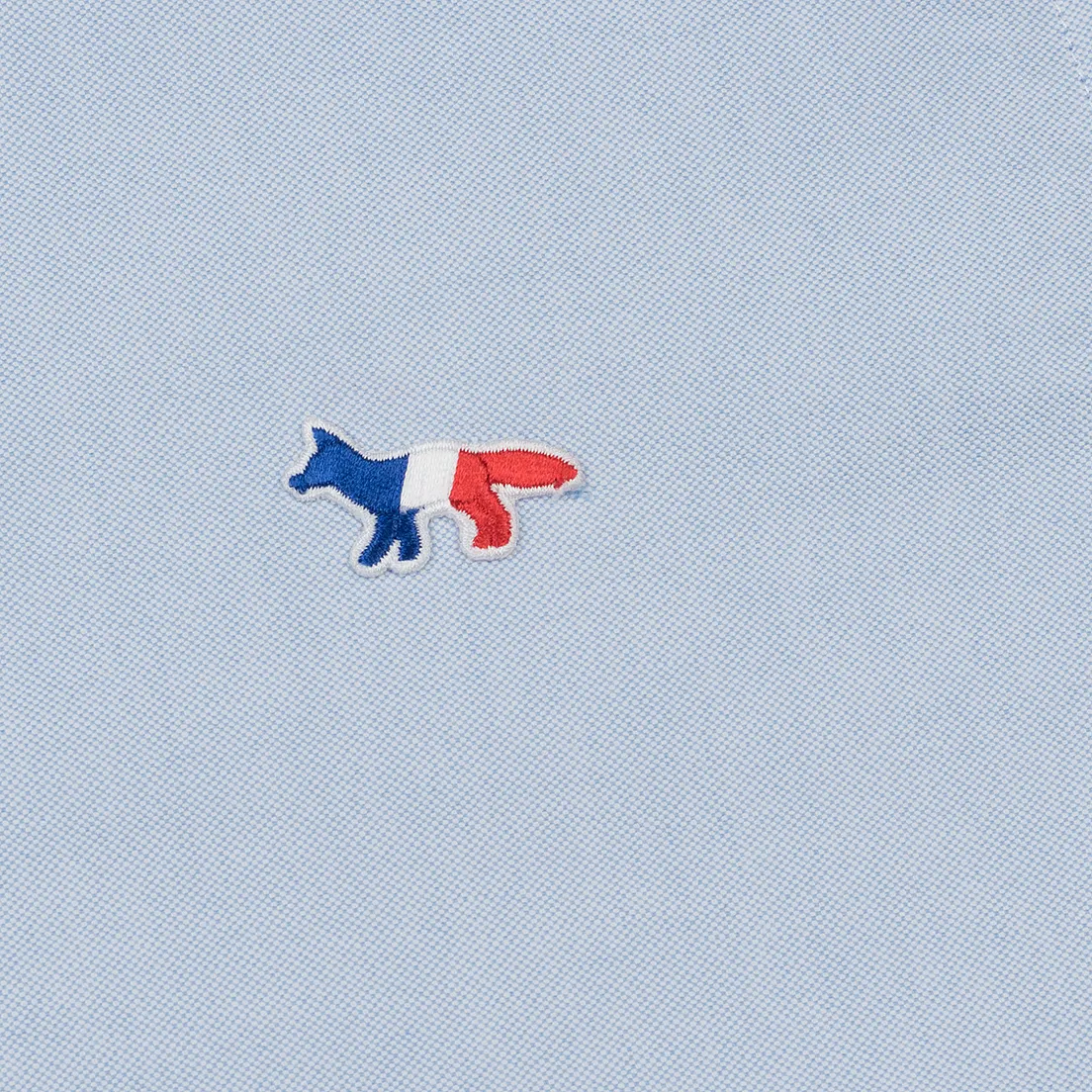 Maison Kitsune Женская рубашка Oxford Tricolor Fox Patch Classic