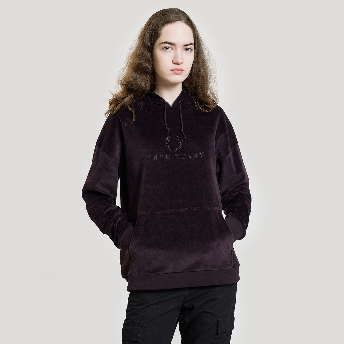Fred Perry Женская толстовка Oversized Velour Hoodie