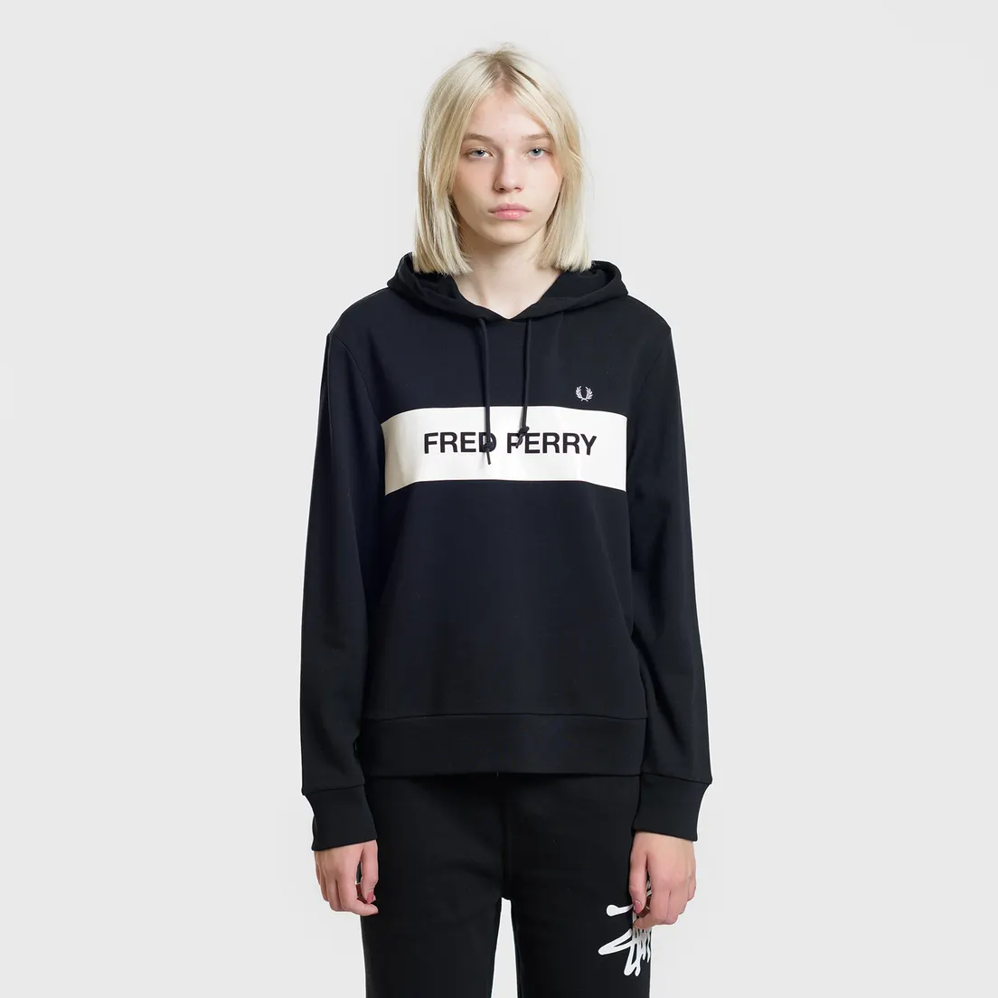 Fred Perry Женская толстовка Printed Brand Hoodie