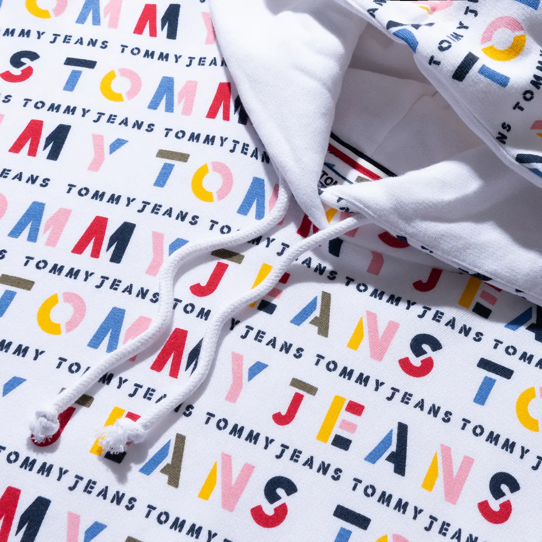 Tommy Jeans Женская толстовка All Over Print Hoodie
