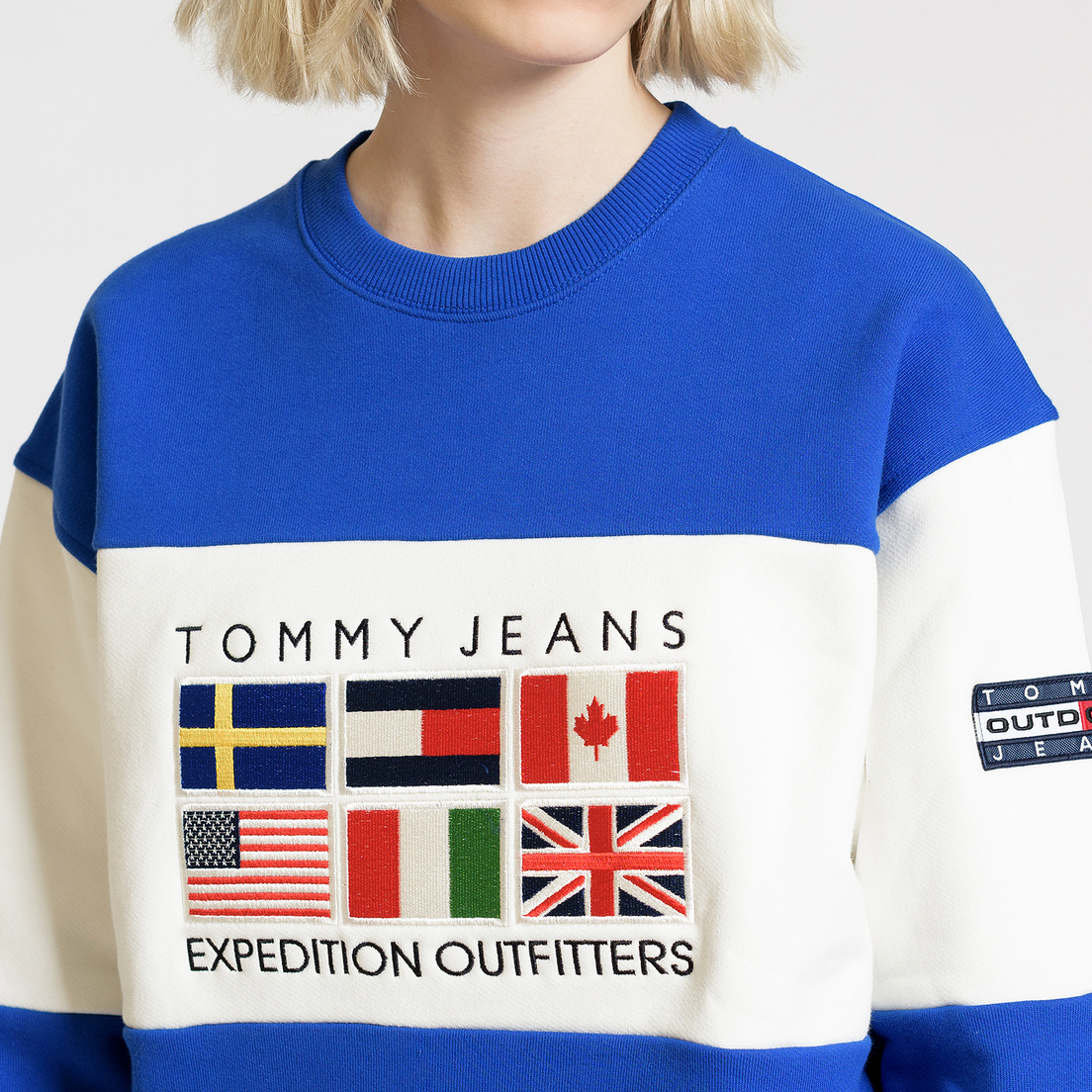 Tommy Jeans Женская толстовка Crew Neck Expedition 6.0