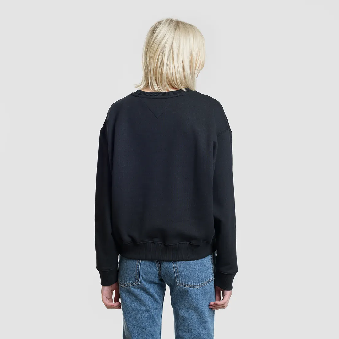 Tommy Jeans Женская толстовка Tommy Badge Crew