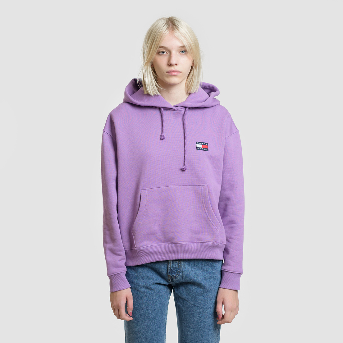 Tommy Jeans Женская толстовка Tommy Badge Hoodie