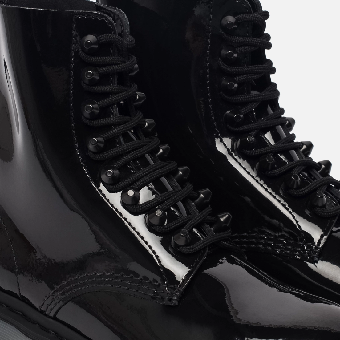 Dr. Martens Женские ботинки Pascal Stud Patent Lamper