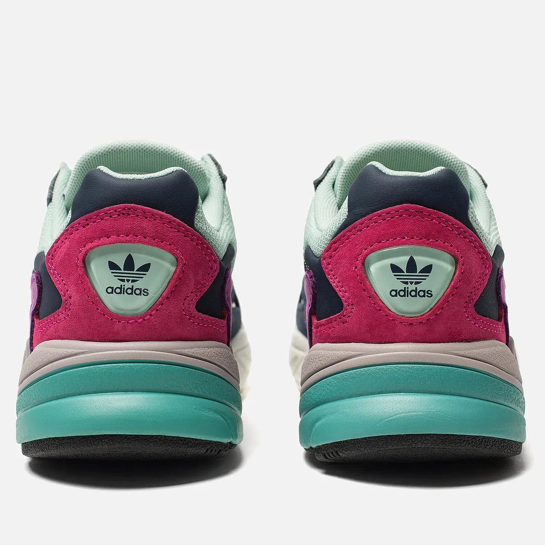 adidas Originals Женские кроссовки Falcon