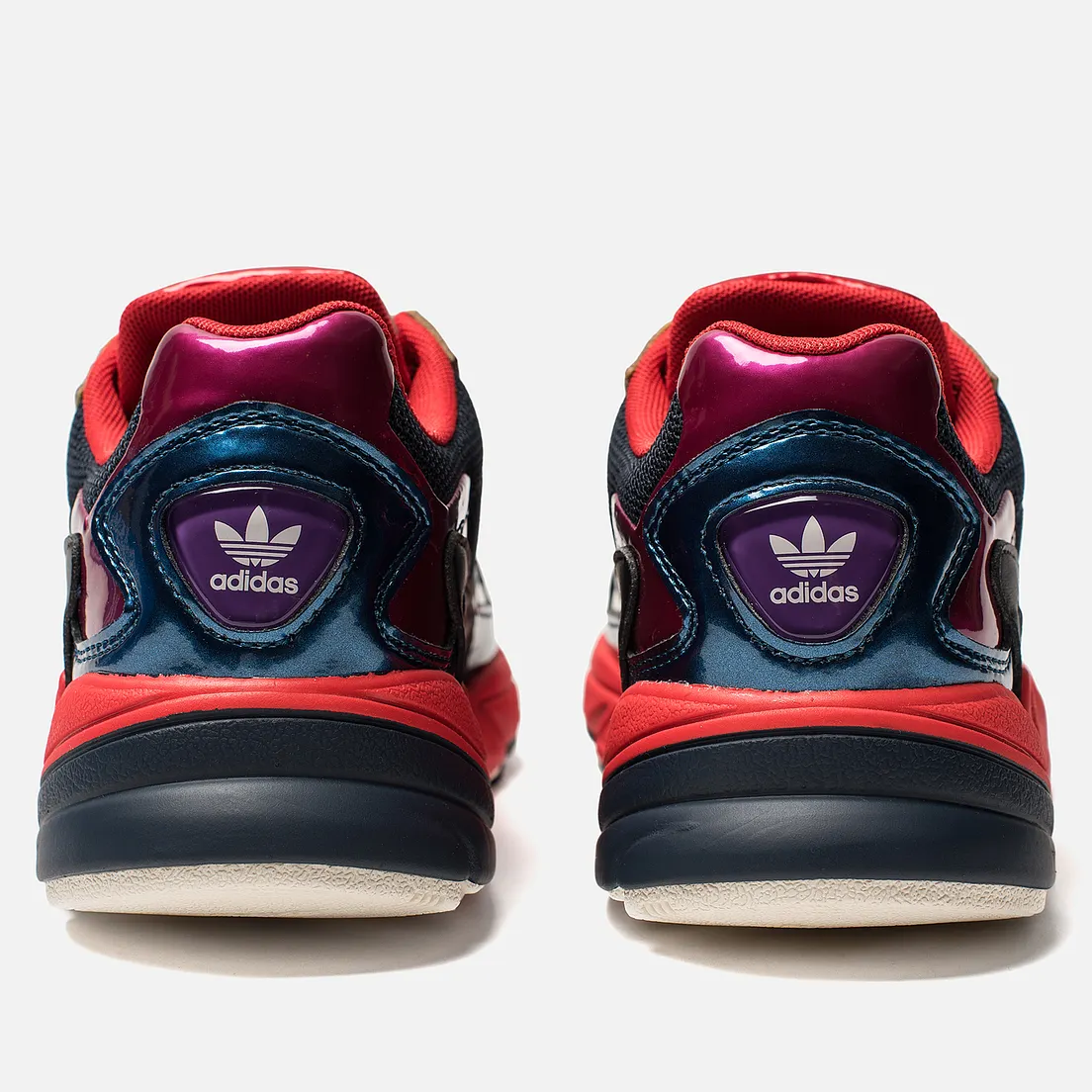 adidas Originals Женские кроссовки Falcon