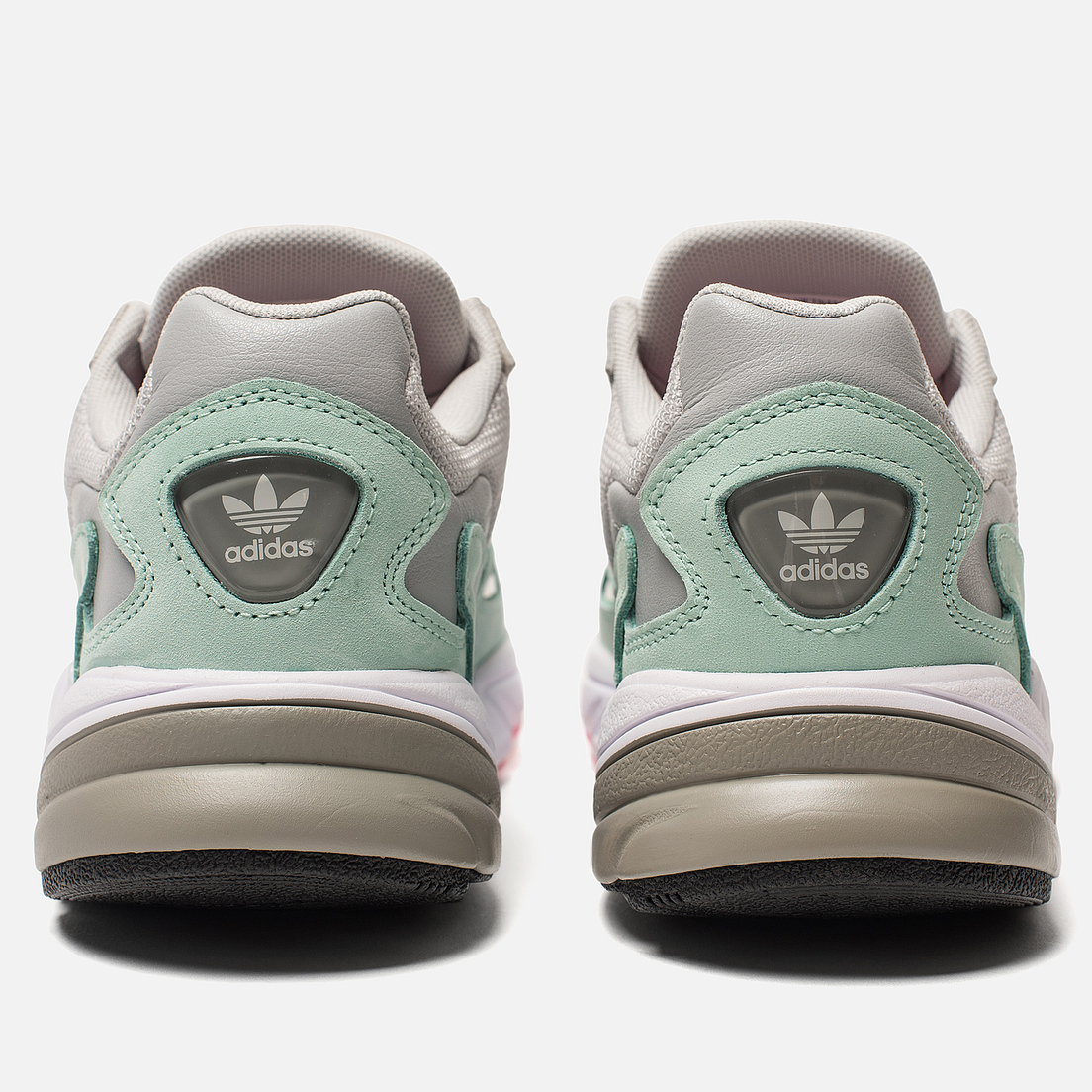 adidas Originals Женские кроссовки Falcon