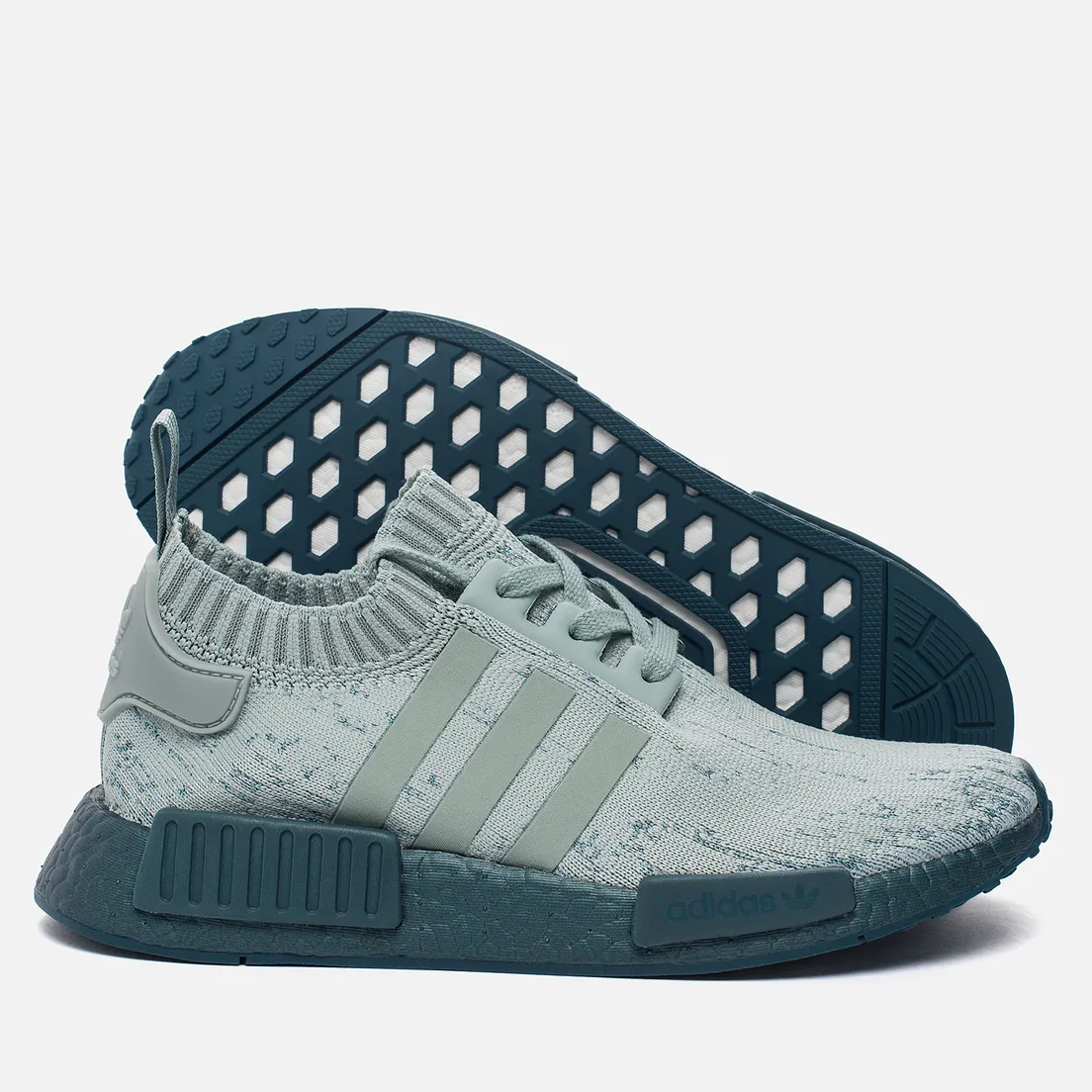 adidas Originals Женские кроссовки NMD R1 Primeknit