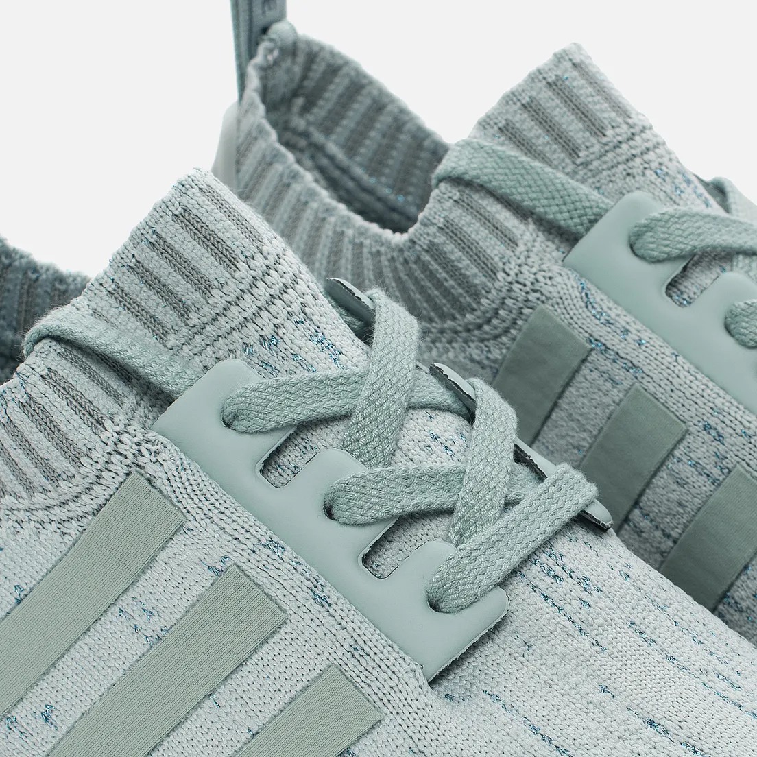 adidas Originals Женские кроссовки NMD R1 Primeknit