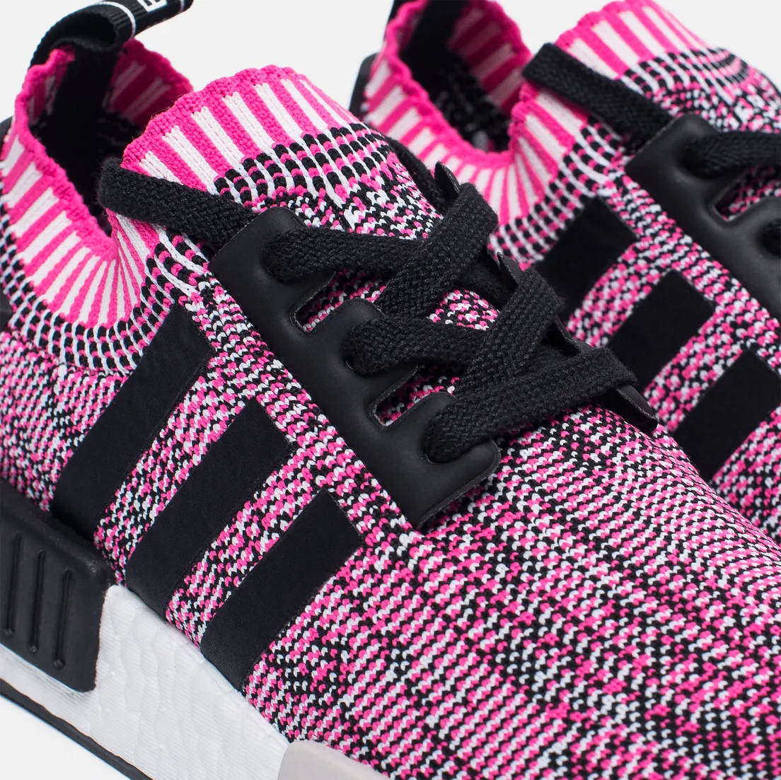 adidas Originals Женские кроссовки NMD R1 Primeknit