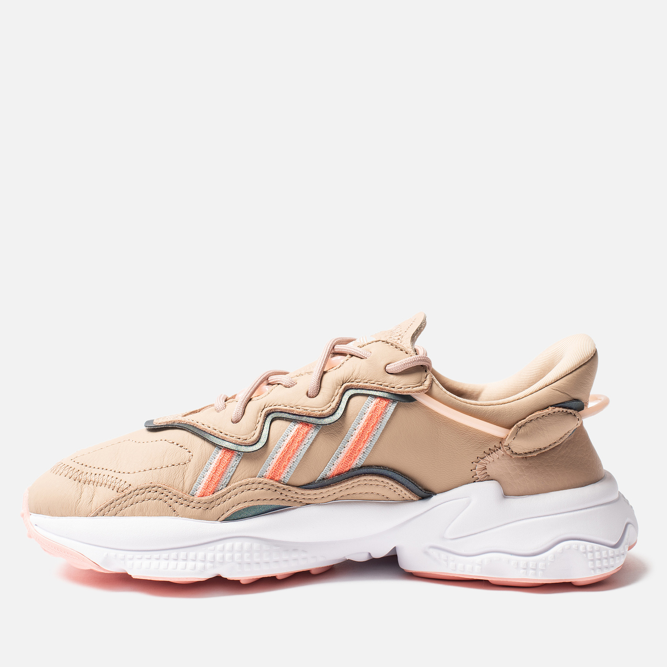 Женские кроссовки adidas Originals Ozweego EE7017