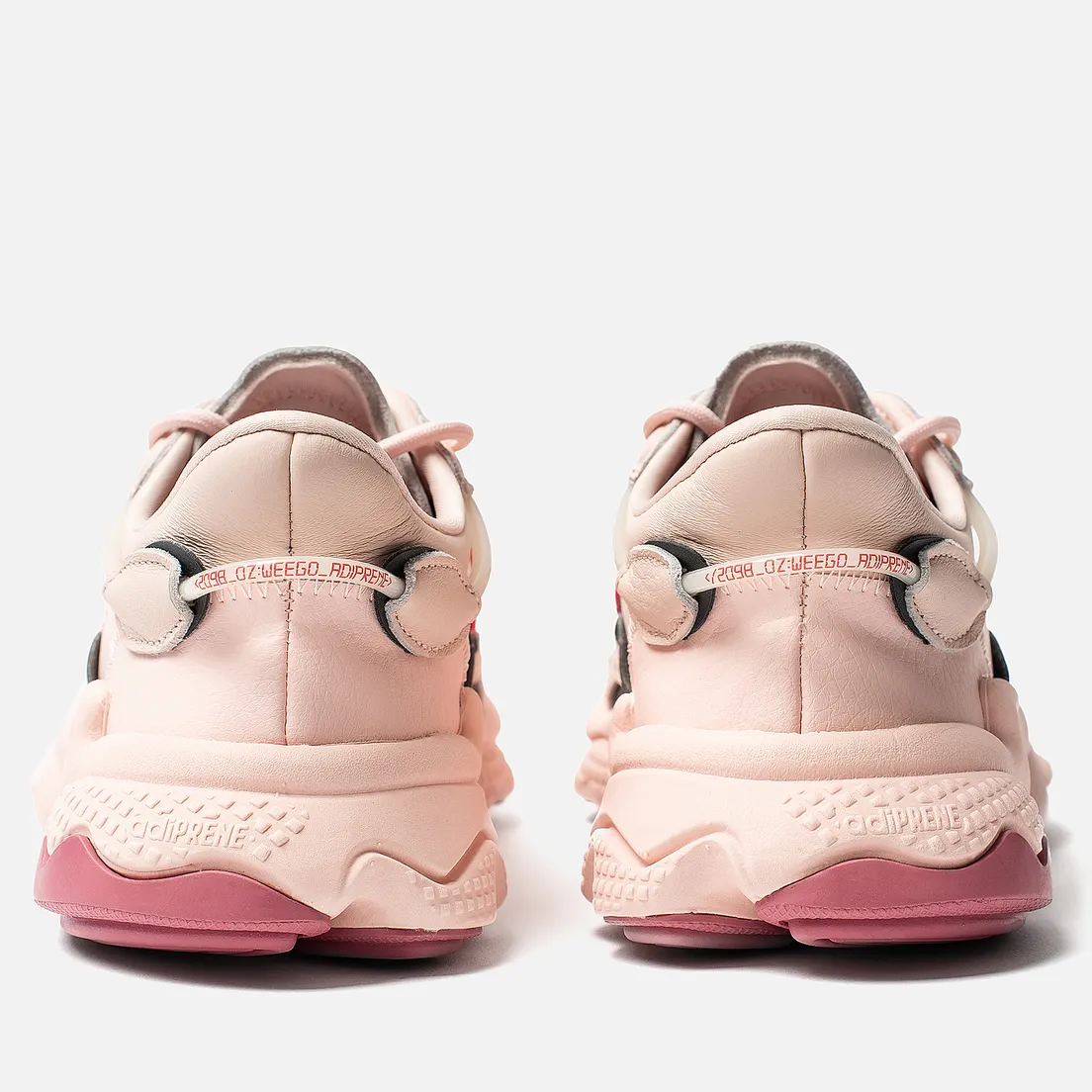 adidas Originals Женские кроссовки Ozweego