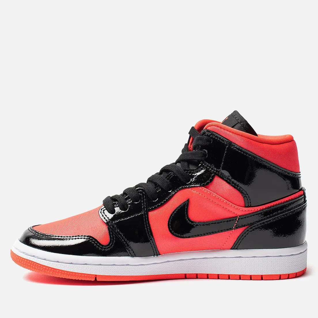 Jordan Женские кроссовки Air Jordan 1 Mid