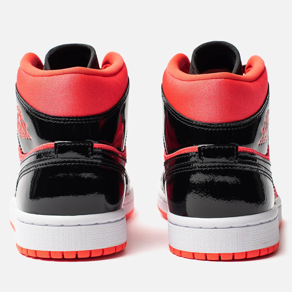 Jordan Женские кроссовки Air Jordan 1 Mid