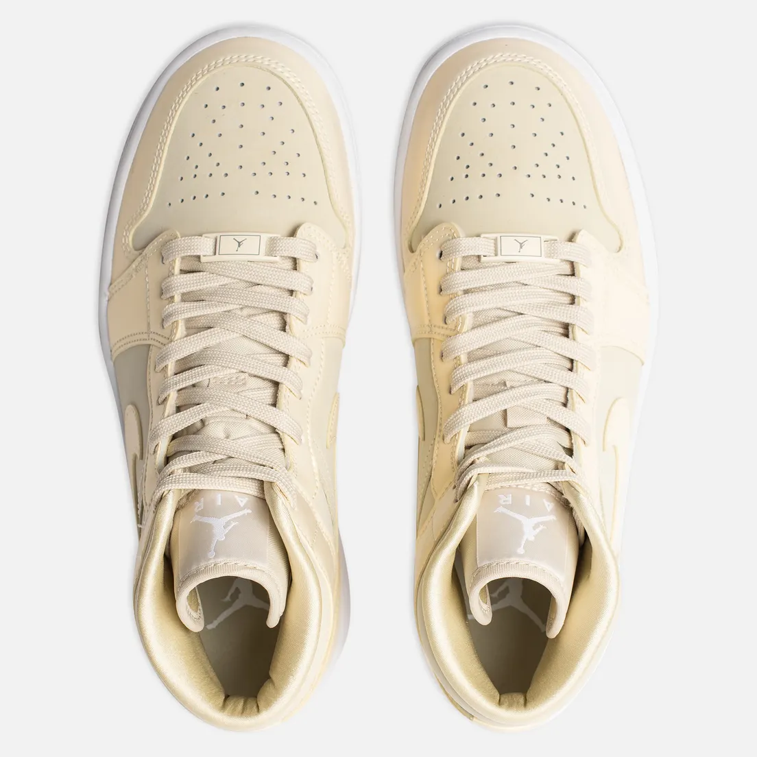 Jordan Женские кроссовки Air Jordan 1 Mid SE