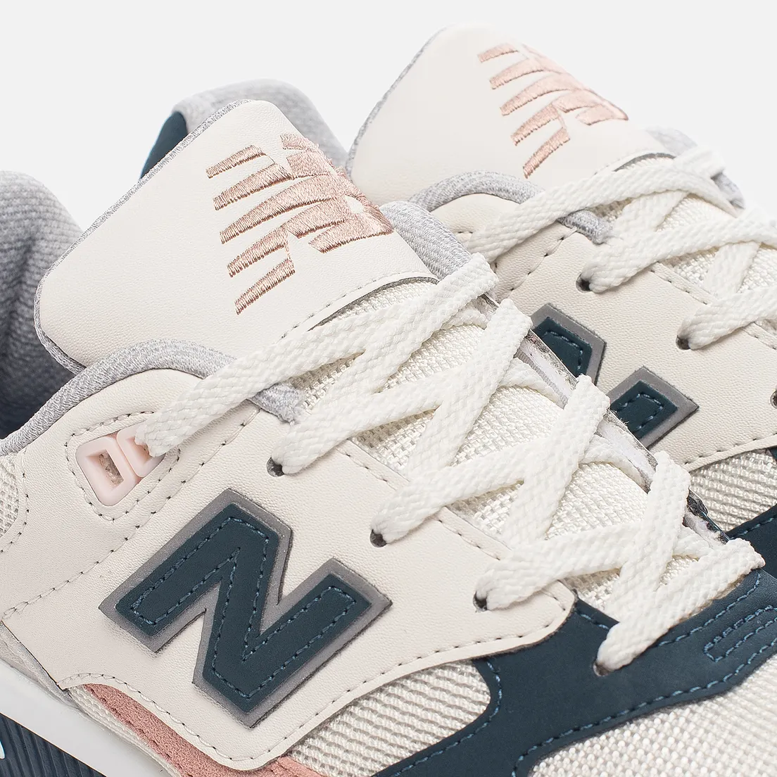 New Balance Женские кроссовки W530SC